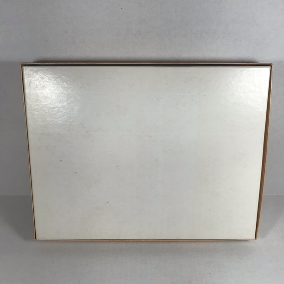 Springbok Hallmark Puzzle  Grandmothers Dolls 500 - Picture 5 of 8